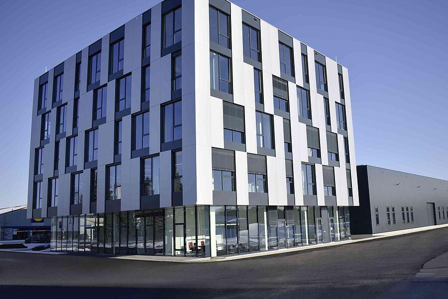 A Wacker Neuson épületének helye Reichertshofen.